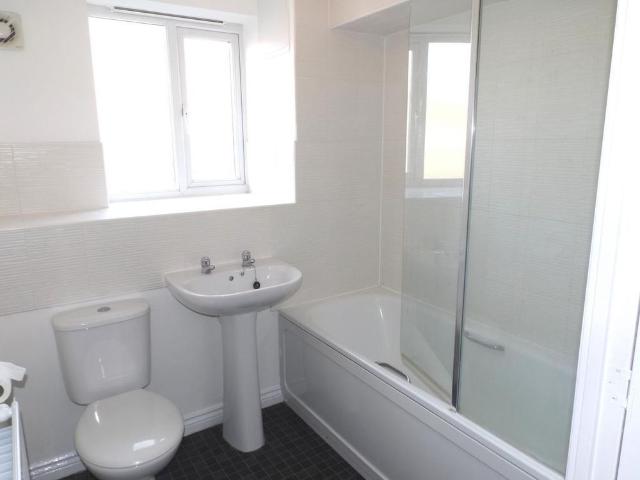2 bedroom apartment to rent