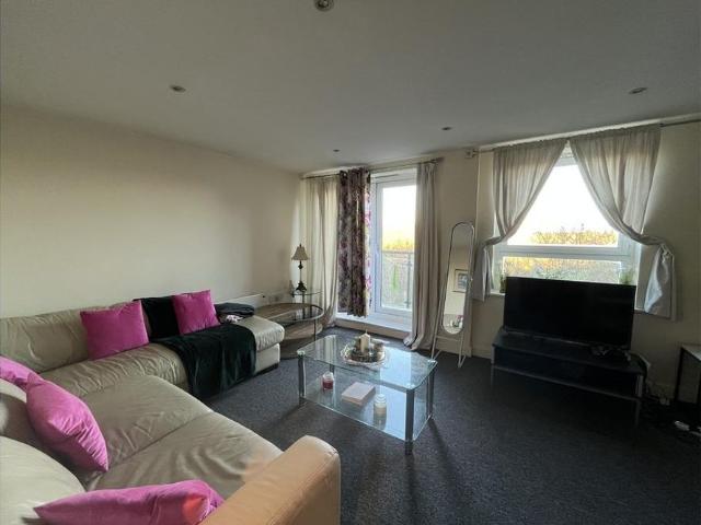 2 bedroom apartment to rent