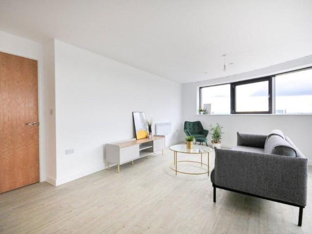 2 bedroom apartment to rent