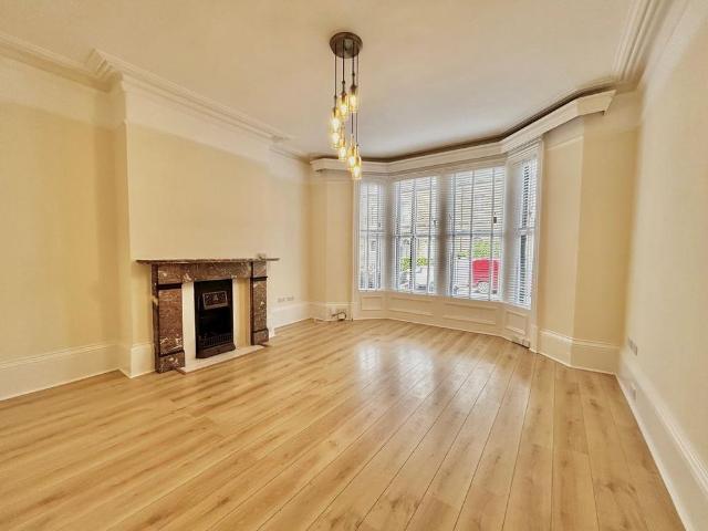 2 bedroom apartment to rent