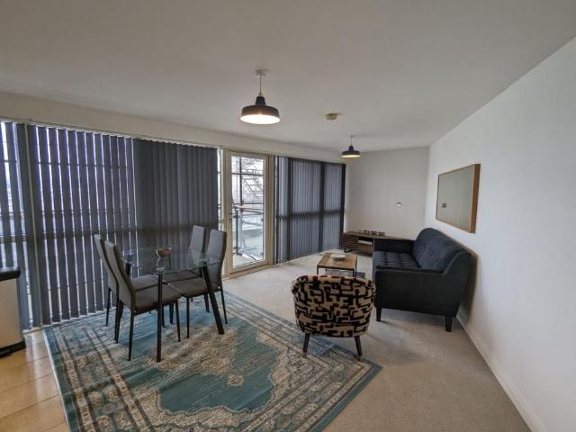 2 bedroom apartment to rent
