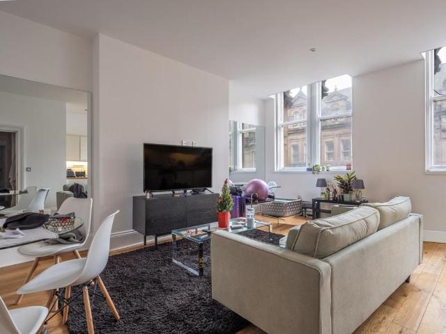 2 bedroom apartment to rent