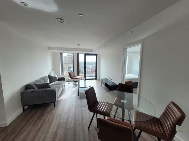 2 bedroom apartment to rent