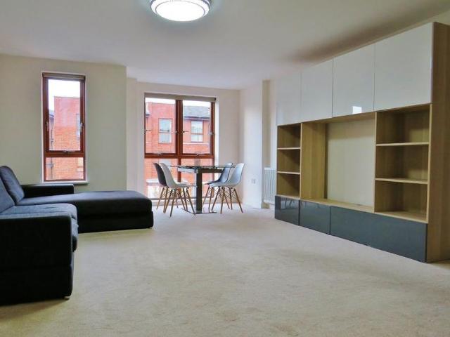 2 bedroom apartment to rent