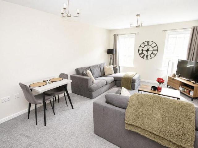 2 bedroom apartment to rent