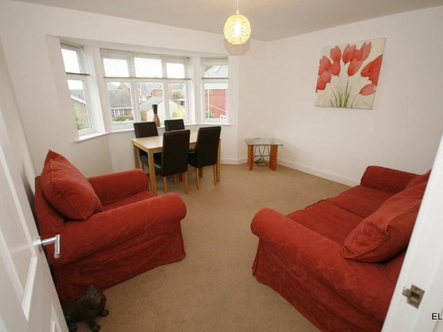 2 bedroom apartment to rent