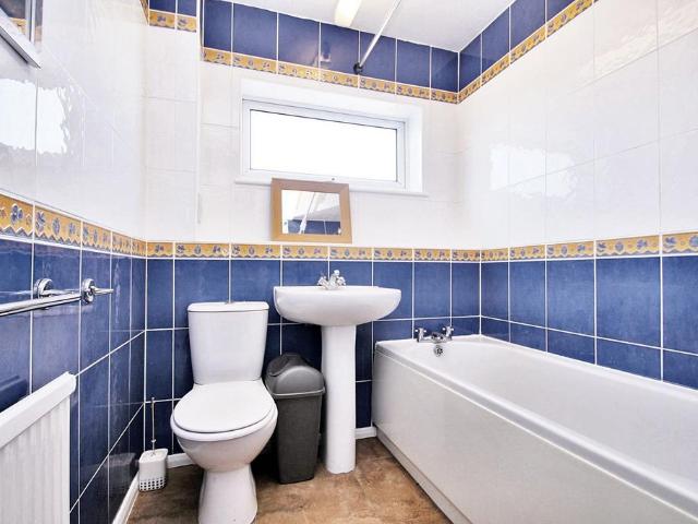 2 bedroom apartment to rent