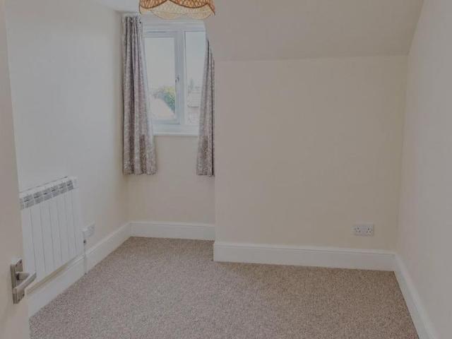 2 bedroom apartment to rent