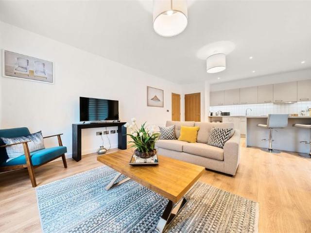 2 bedroom apartment to rent