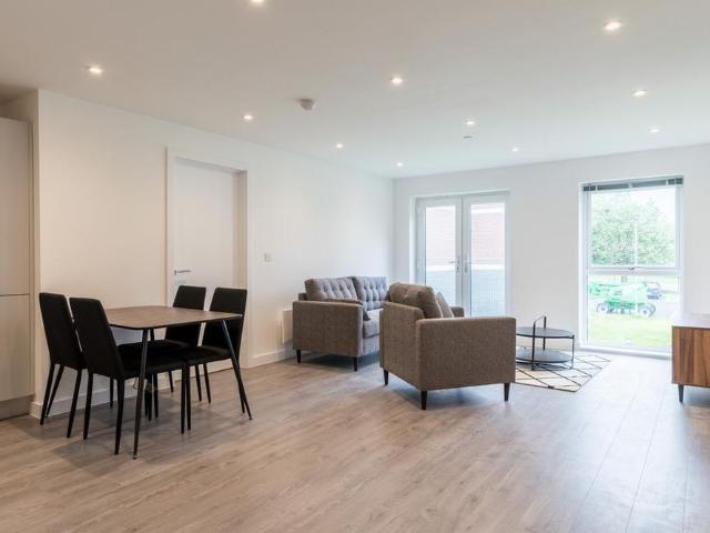 2 bedroom apartment to rent