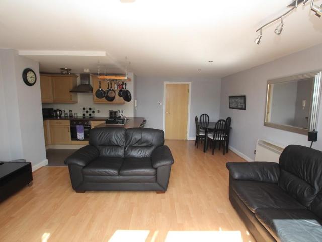 2 bedroom apartment to rent