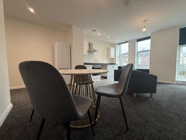 2 bedroom apartment to rent