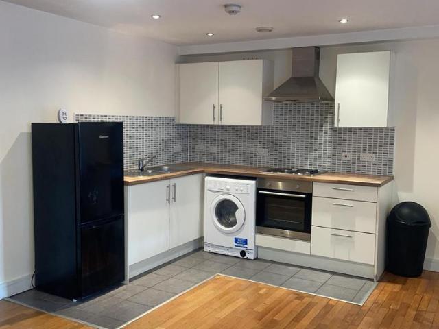 2 bedroom apartment to rent
