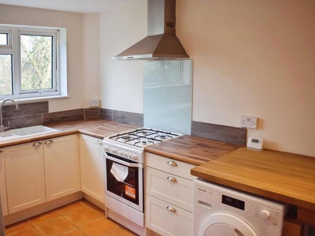 2 bedroom apartment to rent