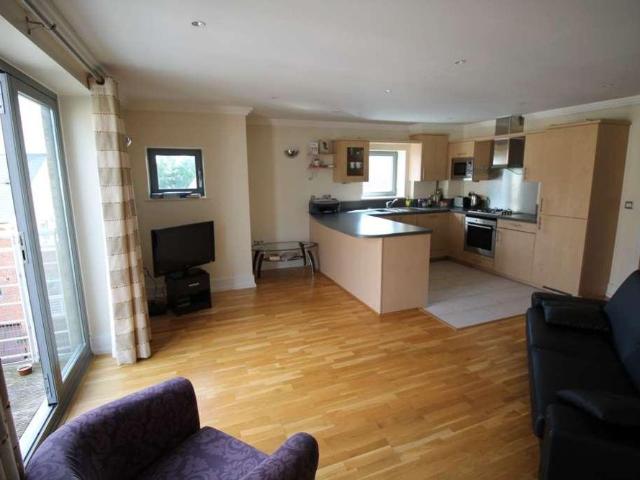 2 bedroom apartment to rent