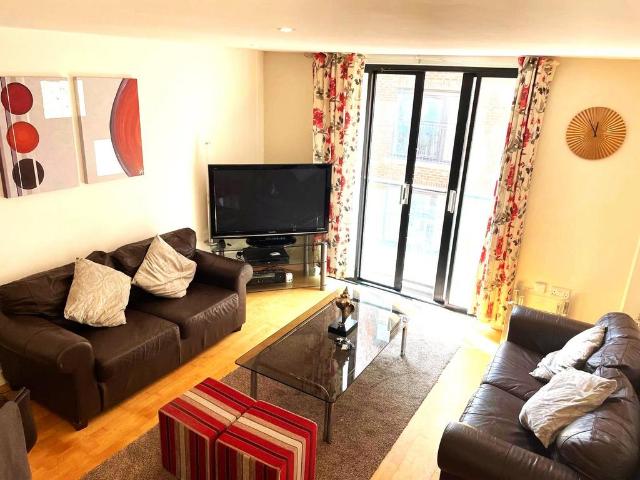 2 bedroom apartment to rent