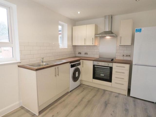 2 bedroom apartment to rent