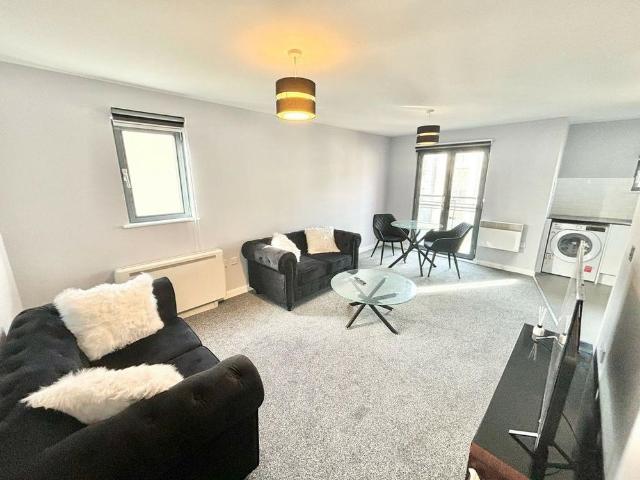 2 bedroom apartment to rent