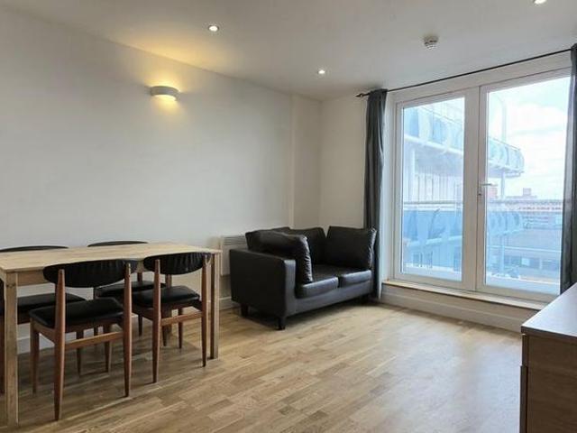 2 bedroom apartment to rent