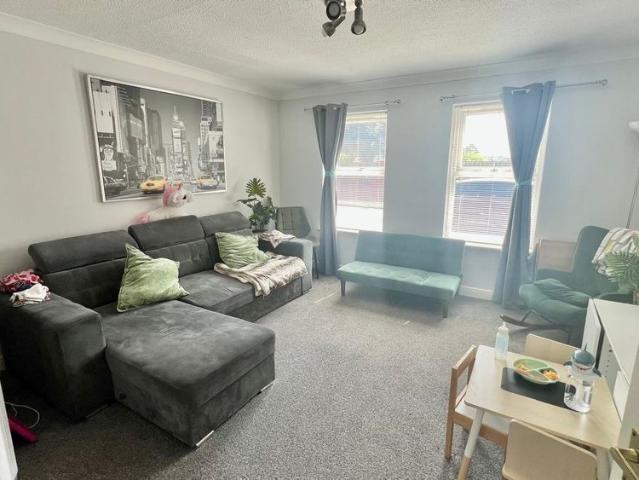 2 bedroom apartment to rent