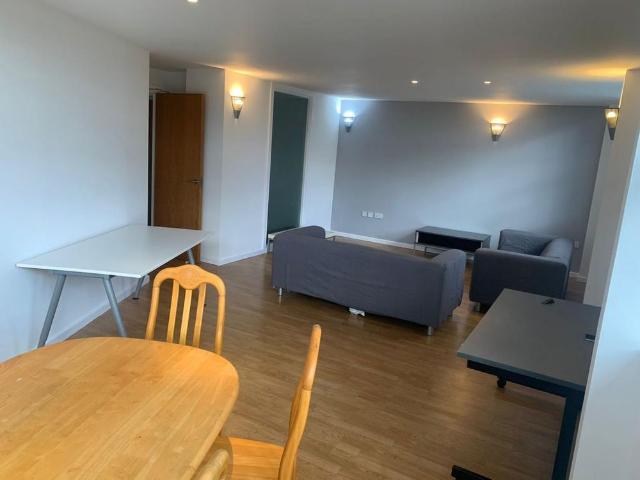 2 bedroom apartment to rent
