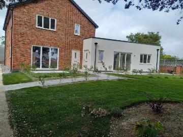 East Lindsey, East of England - Equipped kitchen