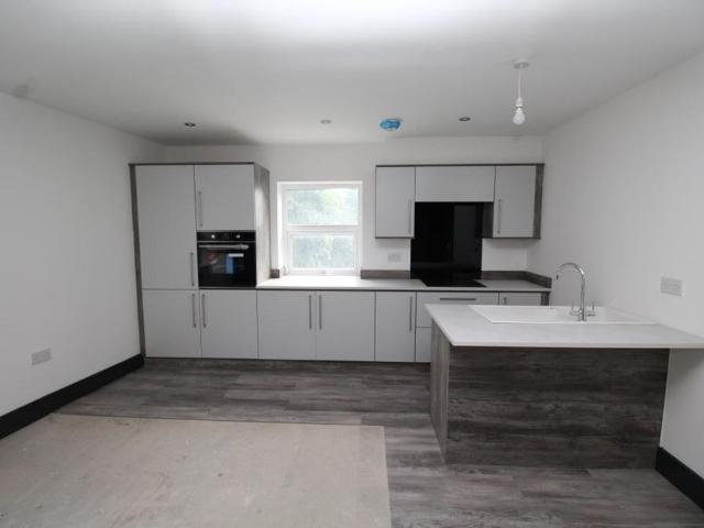 2 bedroom apartment to rent