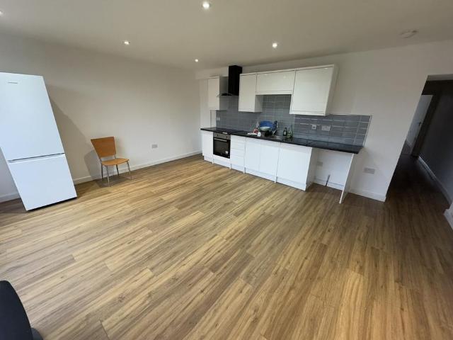 2 bedroom apartment to rent