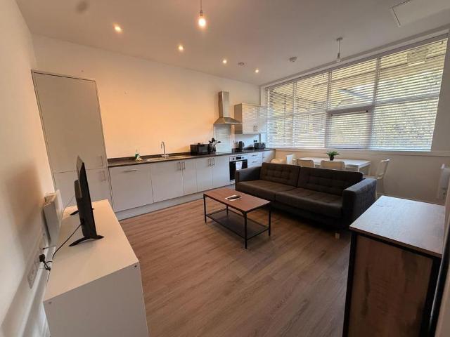 2 bedroom apartment to rent