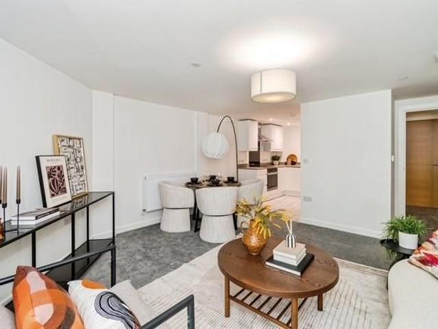 2 bedroom apartment to rent