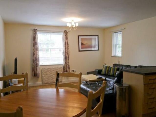 2 bedroom apartment to rent