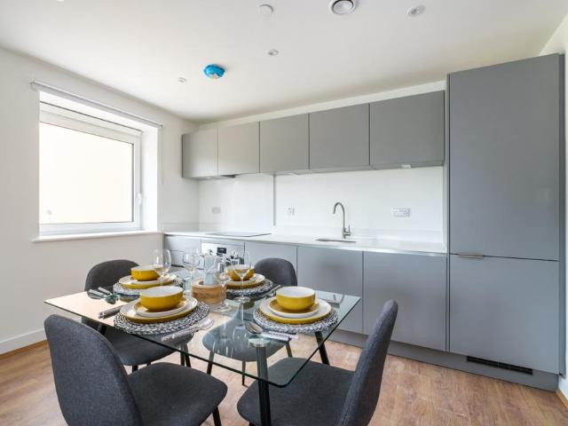 2 bedroom apartment to rent