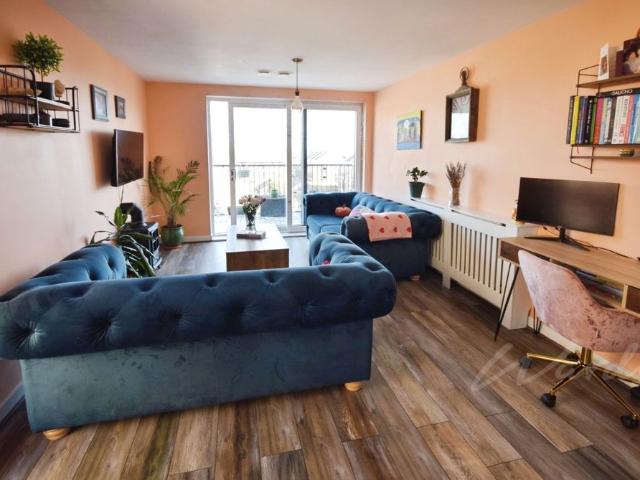 2 bedroom apartment to rent