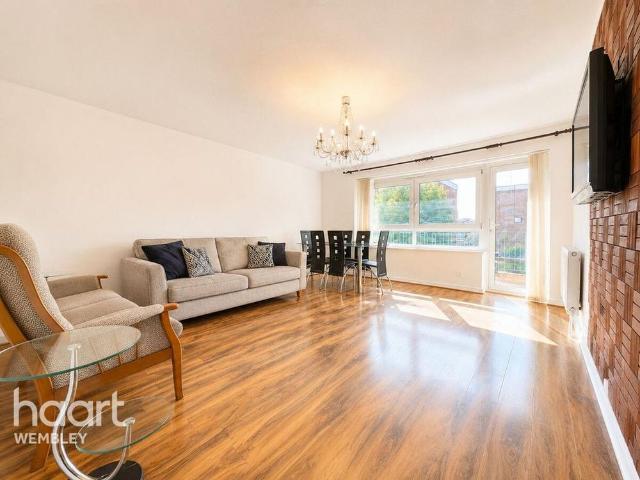 2 bedroom apartment to rent