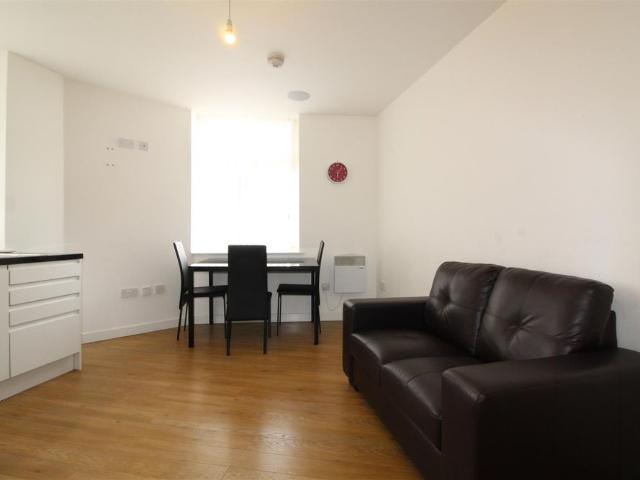2 Bedroom Apartment To Rent