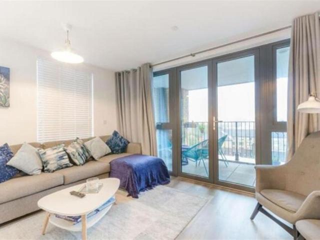 2 bedroom apartment to rent