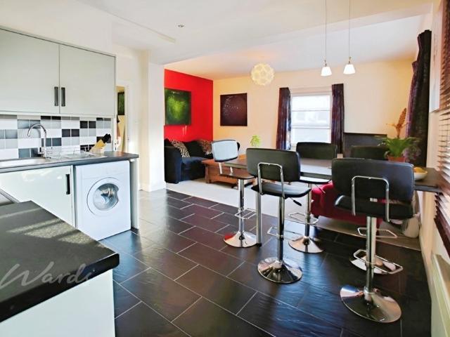 2 bedroom apartment to rent