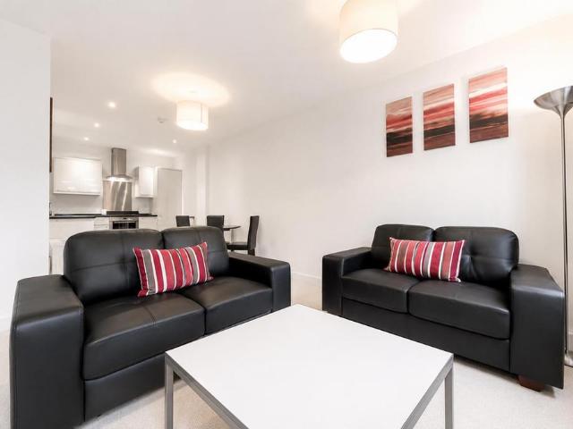 2 bedroom apartment to rent
