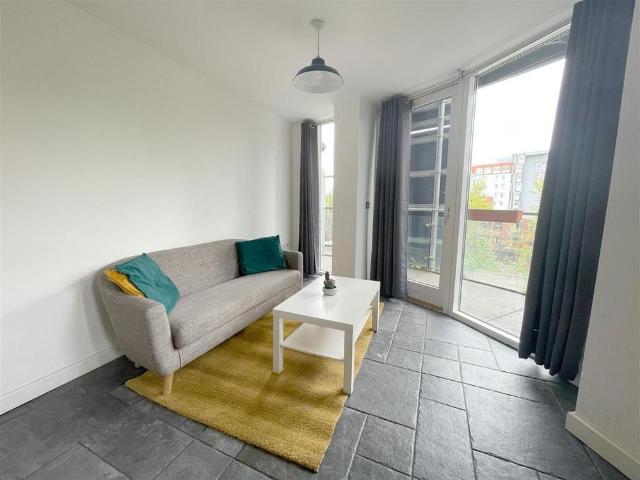 2 bedroom apartment to rent