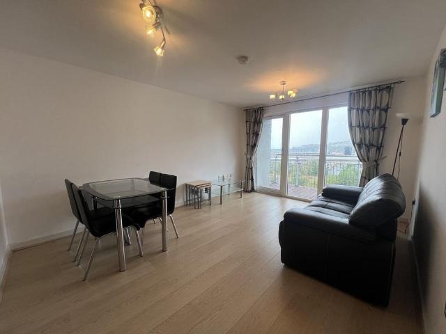 2 bedroom apartment to rent