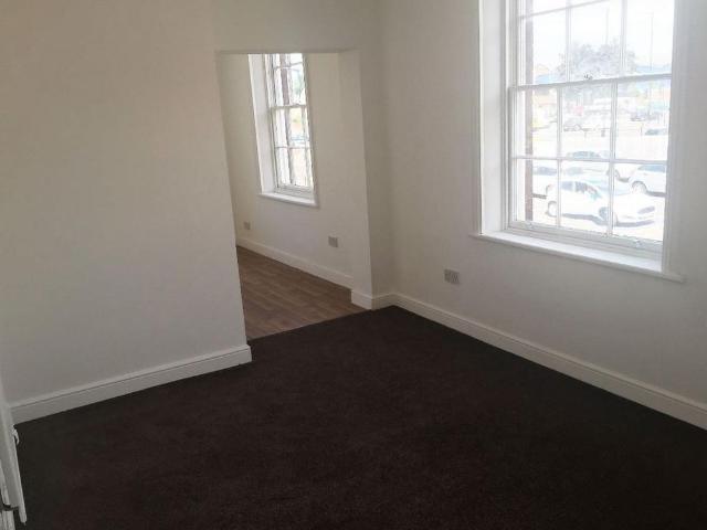 2 bedroom apartment to rent