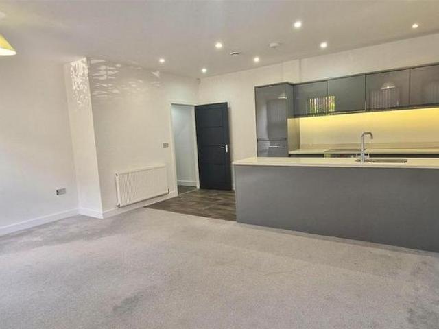 2 bedroom apartment to rent