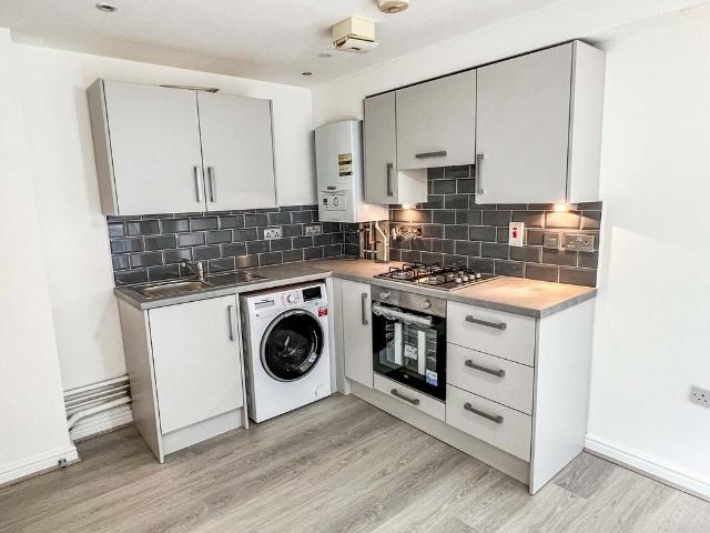 2 bedroom apartment to rent
