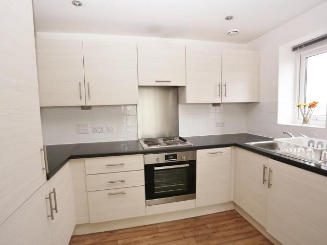 2 bedroom apartment to rent