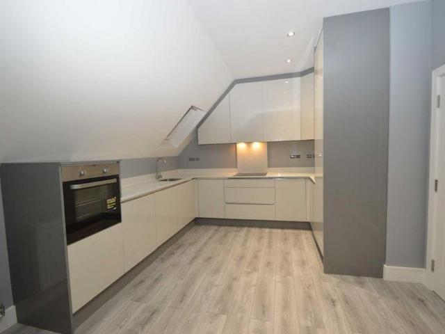 2 bedroom apartment to rent