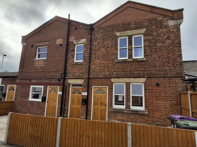 2 bedroom apartment to rent