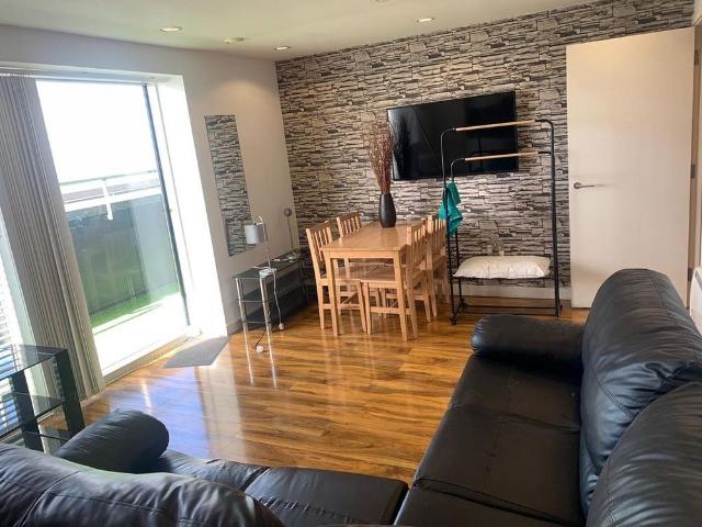 2 bedroom apartment to rent