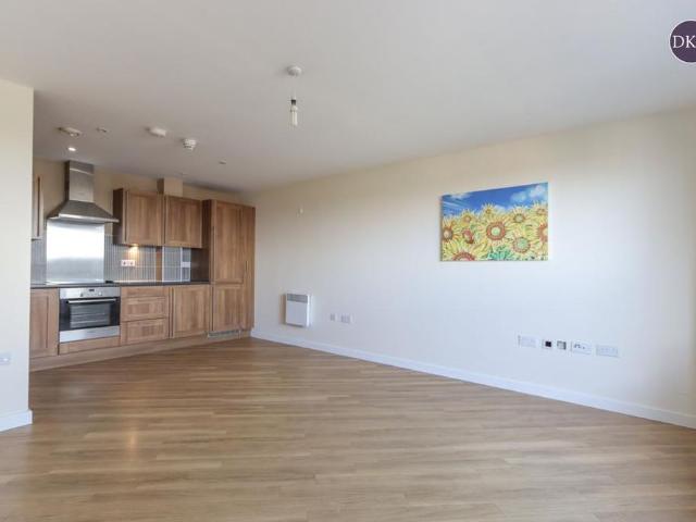 2 bedroom apartment to rent