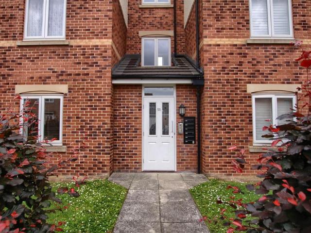 2 bedroom apartment to rent