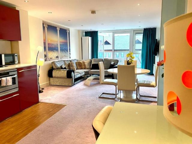2 bedroom apartment to rent